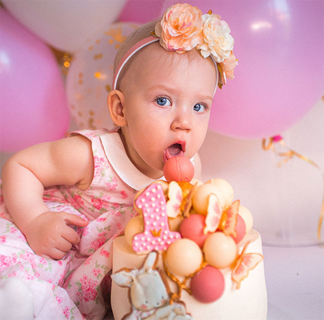 20 Perfect First Birthday Gift Ideas for Babies