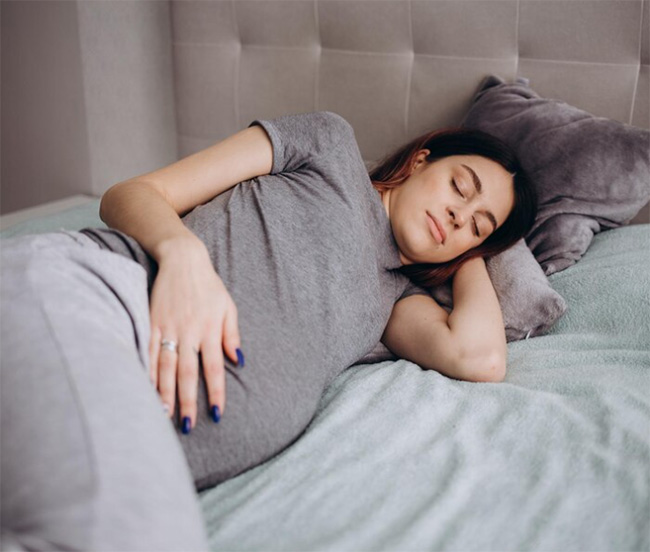 The Right Way of Sleeping for Pregnant Women